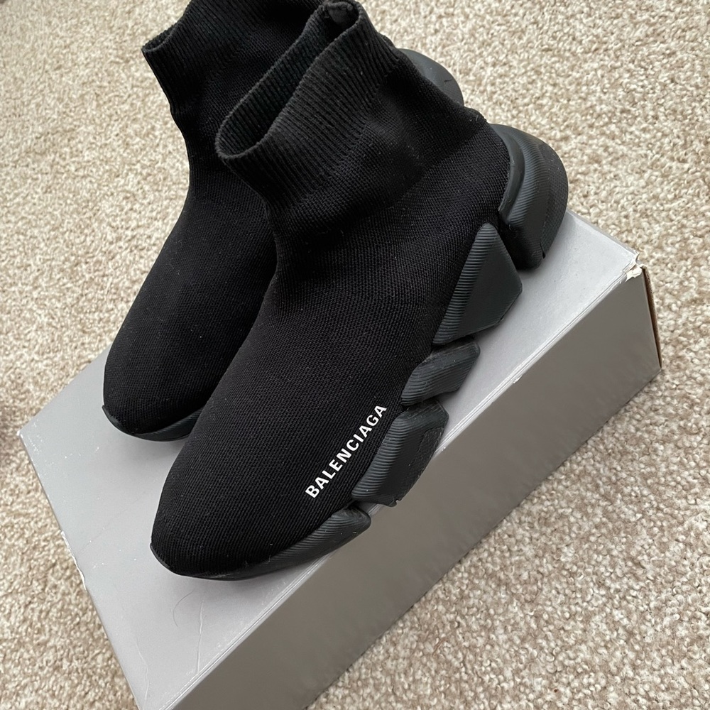 BALENCIAGA SHOES SIZE 9